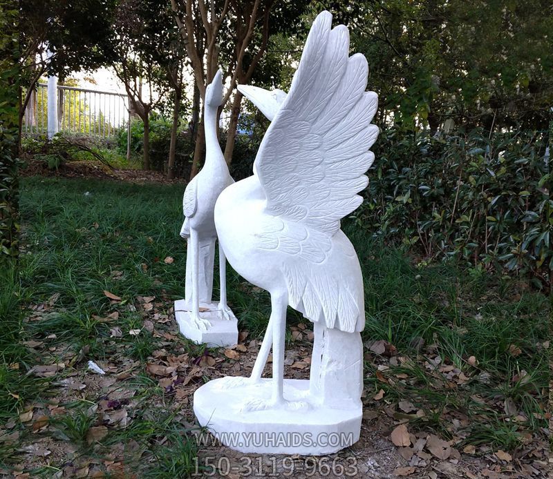 景区公园汉白玉石雕丹顶鹤雕塑