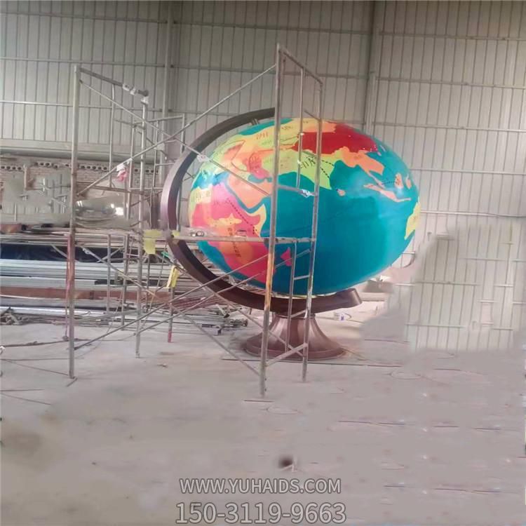 校园玻璃钢仿真彩绘地球仪雕塑