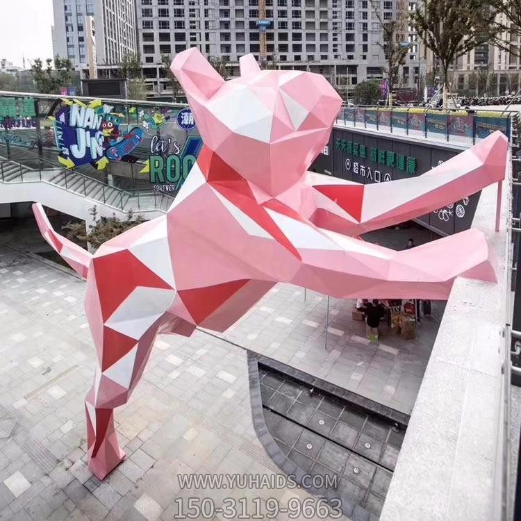 玻璃钢卡通户外大型几何彩绘动物创意景观雕塑