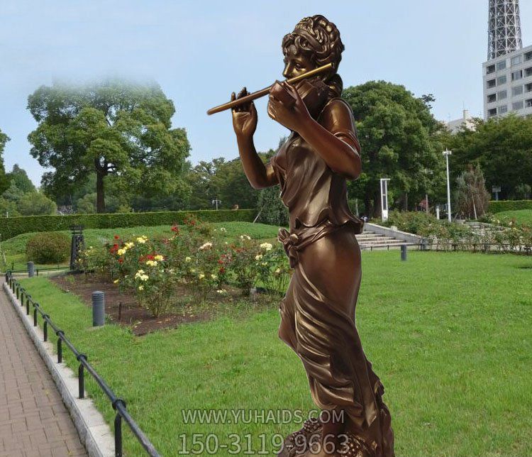 吹笛子的美女城市花园景观玻璃钢仿铜吹奏雕塑