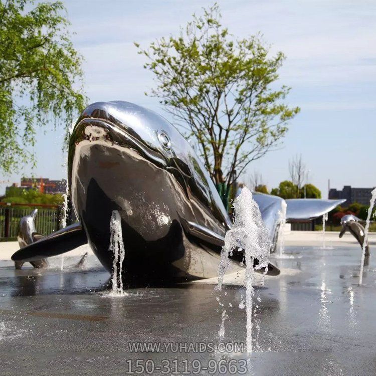 广场不锈钢镜面海豚 抽象水景雕塑
