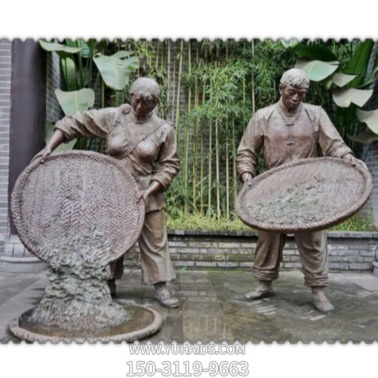 情景玻璃钢仿铜洗茶的人物景观雕塑
