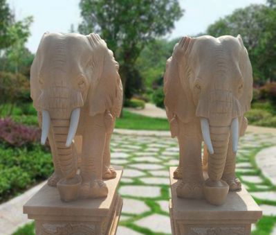 公园草坪大理石石雕大象雕塑