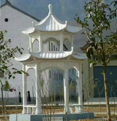 村庄文化广场摆放汉白玉双层凉亭雕塑