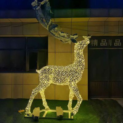 户外大型不锈钢镂空照明梅花鹿雕塑