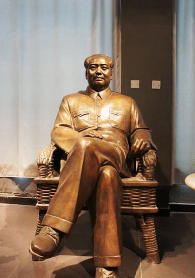 博物馆伟大领袖主席铜雕毛泽东雕塑