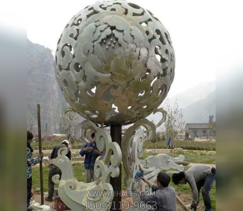 户外不锈钢凤凰镂空球雕塑