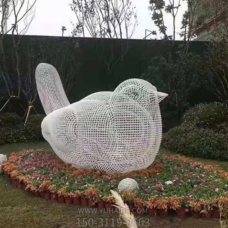园林广场大型不锈钢镂空照明小鸟景观雕塑