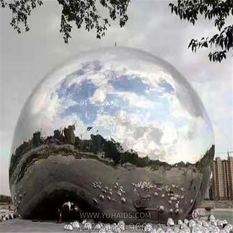 广场园林大型镜面不锈钢圆球雕塑