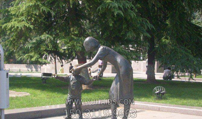 公园不锈钢创意母子雕塑
