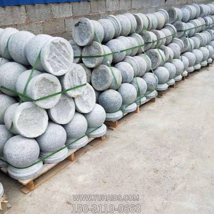 景区广场摆放天然花岗岩雕刻挡车石球雕塑