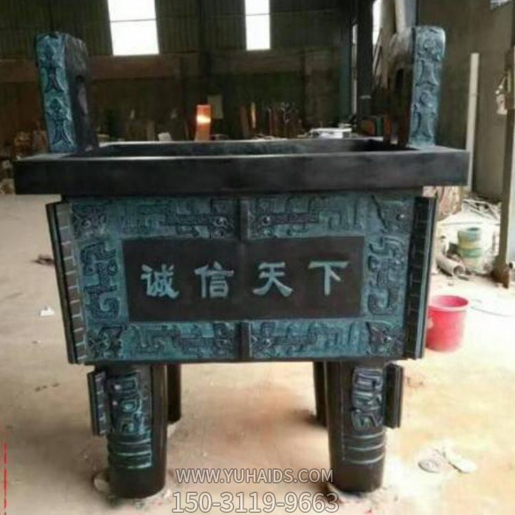 大型仿古青铜器鼎雕塑