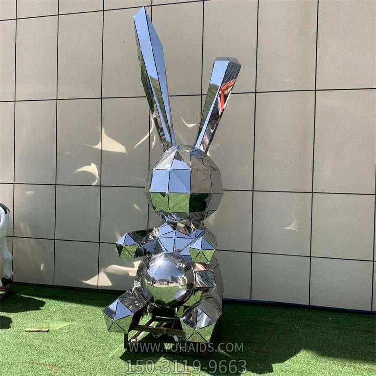 不锈钢几何切面兔子景观雕塑