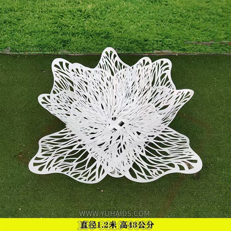 直径1米2的镂空铁艺花朵雕塑