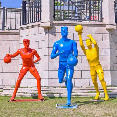 体育广场摆放玻璃钢彩绘抽象运动人物雕塑