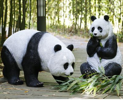 国宝熊猫雕塑户外公园大型仿真动物景观