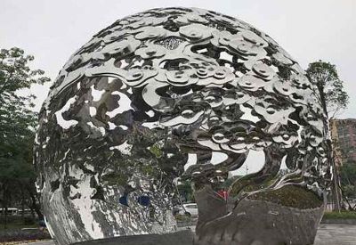 不锈钢锻造工艺景区镂空球雕塑