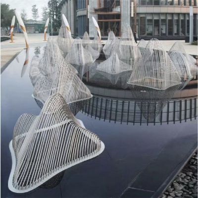 商业广场摆放不锈钢镂空创意假山喷泉水景观雕塑