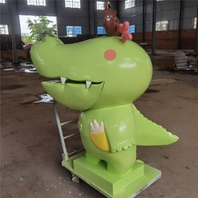 商场游乐园美陈摆件卡通动物公仔鳄鱼