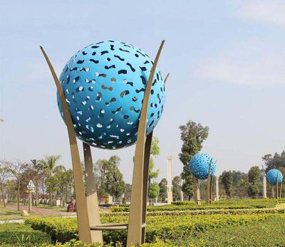 公园户外装饰品不锈钢镂空蓝色球体雕塑