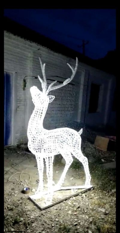 夜晚照明不锈钢镂空创意梅花鹿雕塑