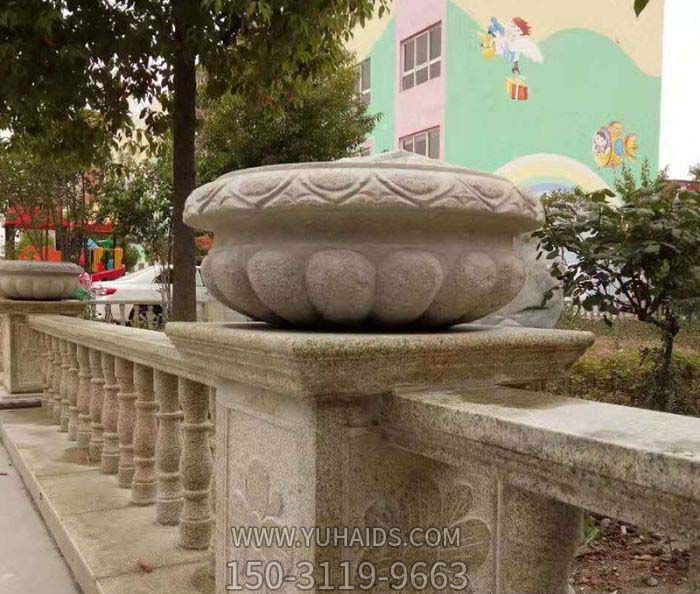 公园砂石石雕景观花盆雕塑