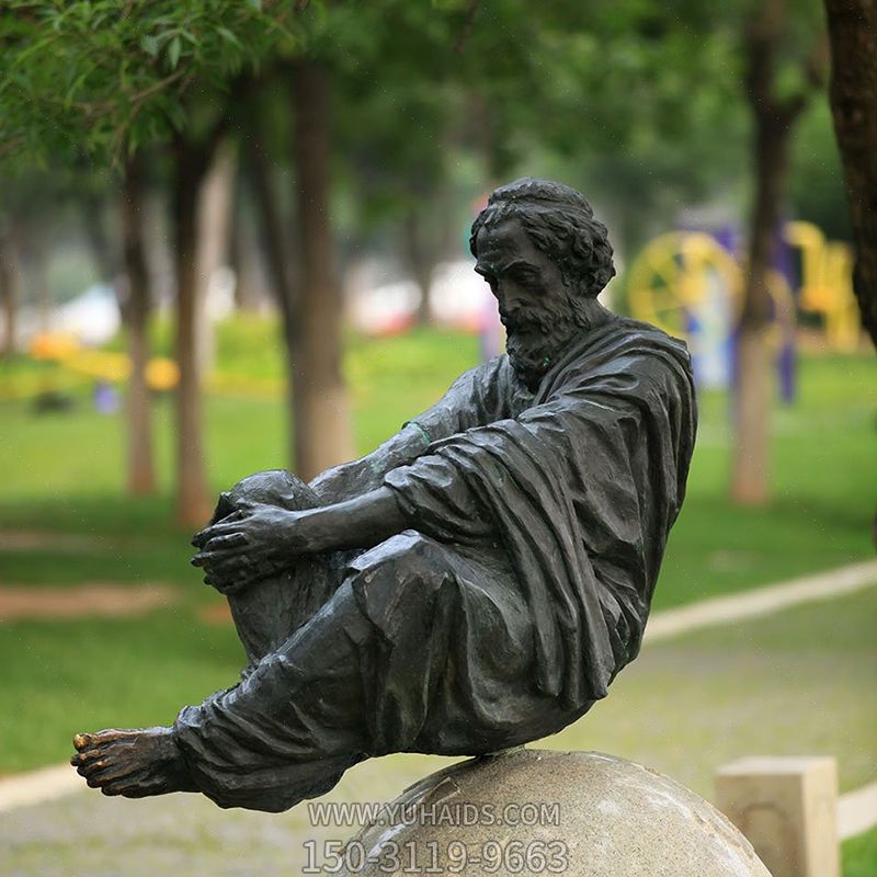 公园世界名人阿基米德铸坐姿玻璃钢仿铜雕像雕塑