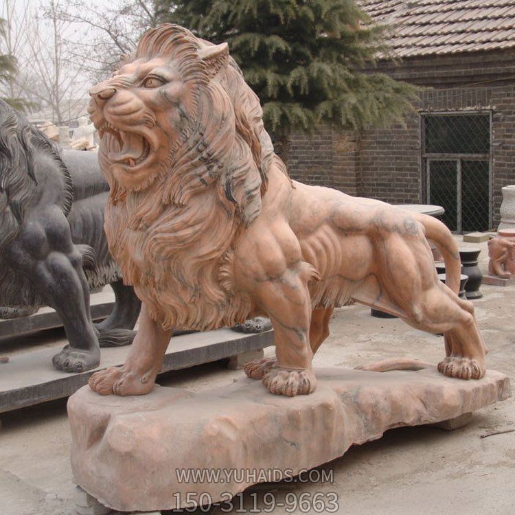 晚霞红雕刻西方石狮子别墅小区门前摆件雕塑
