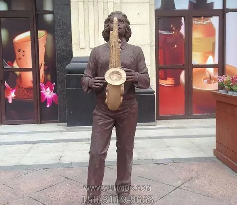 吹唢呐人物广场铜雕吹奏雕塑