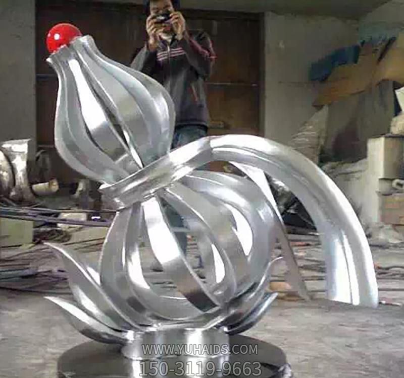 不锈钢白钢创意葫芦雕塑