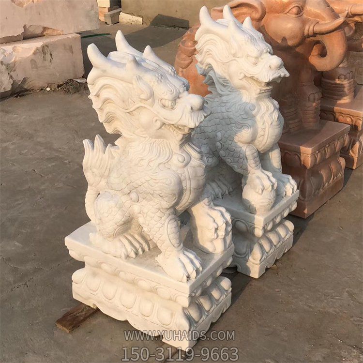 庭院门口大理石石雕麒麟雕塑
