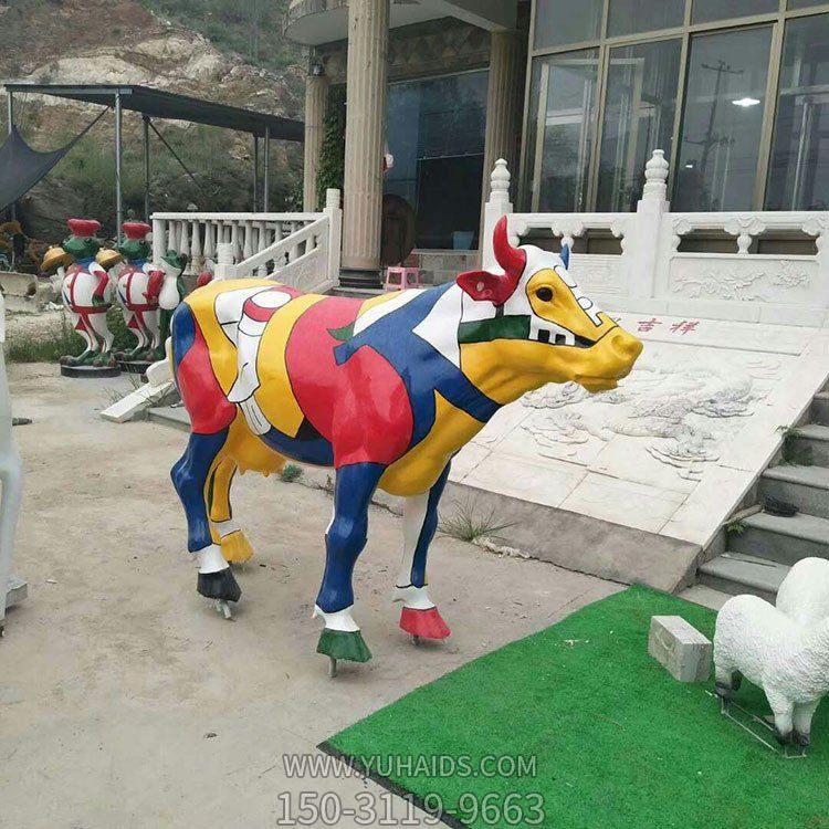 玻璃钢彩绘户外牛摆件雕塑