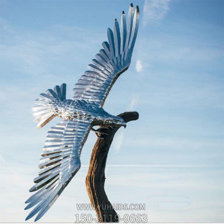 不锈钢户外园林大型创意飞翔的雄鹰雕塑