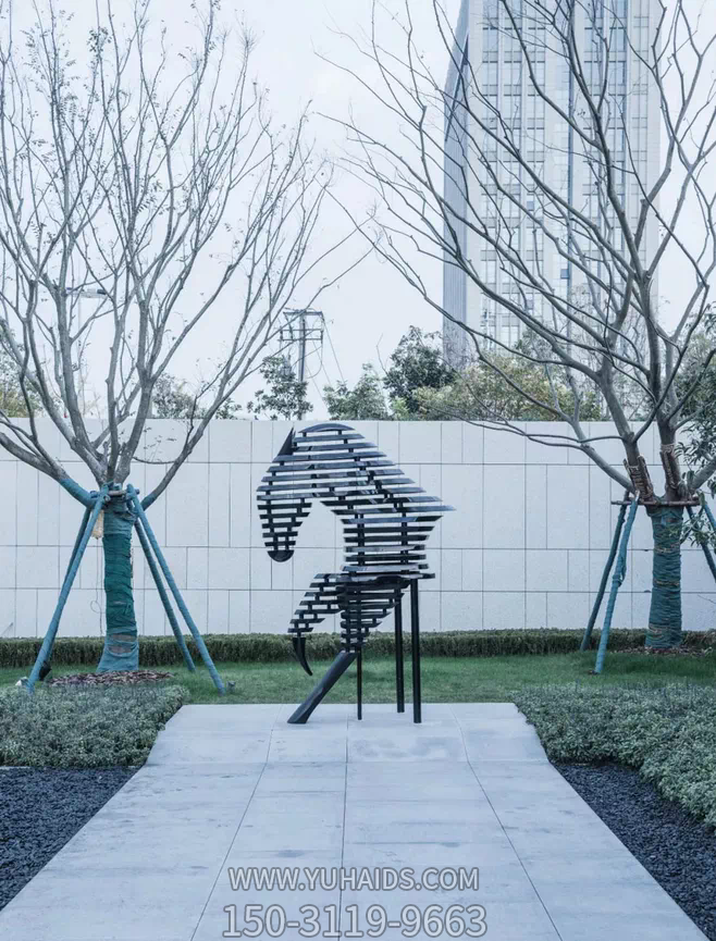 别墅街道创意不锈钢抽象艺术马雕塑