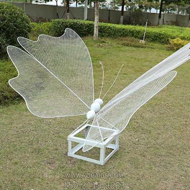 草坪装饰公园不锈钢镂空蝴蝶雕塑