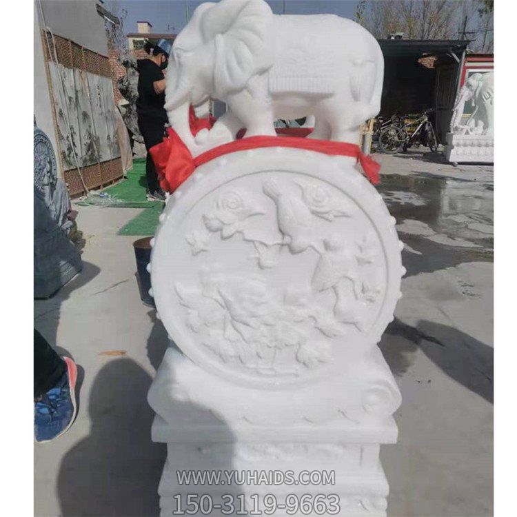 汉白玉石雕庭院门口大型石雕抱鼓石雕塑