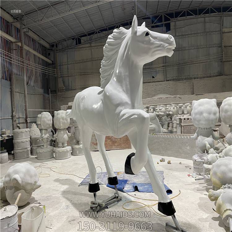 十二生肖动物景观玻璃钢马雕塑