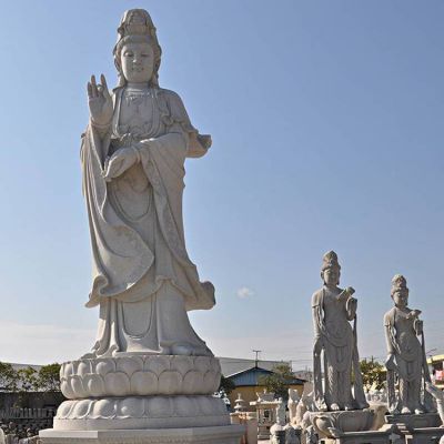 景区摆放大型汉白玉浮雕南海滴水观音雕像