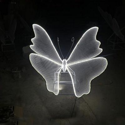 园林灯光亮化不锈钢网格蝴蝶动物雕塑