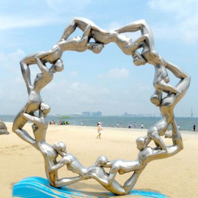 户外园林大型抽象创意不锈钢人物圆环雕塑
