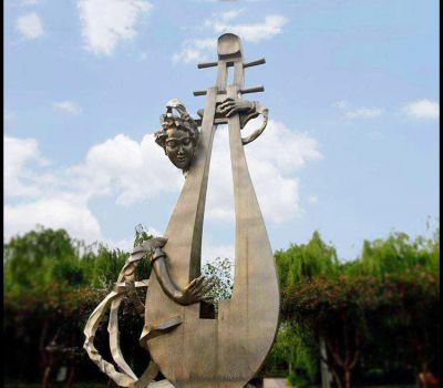 大型弹琵琶的抽象人物铜雕弹雕塑