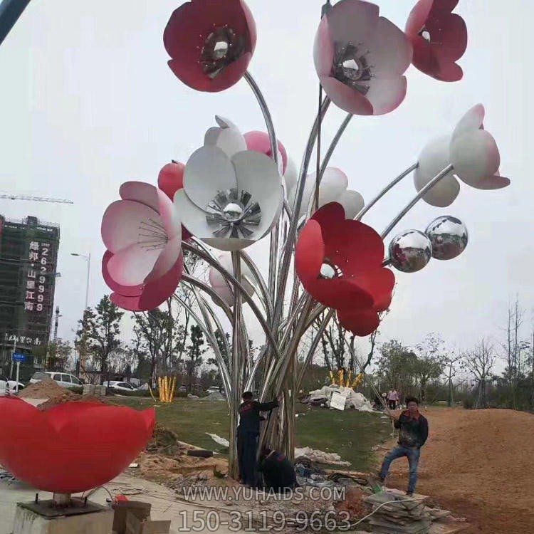 广场摆放大型不锈钢喷漆花朵景观雕塑