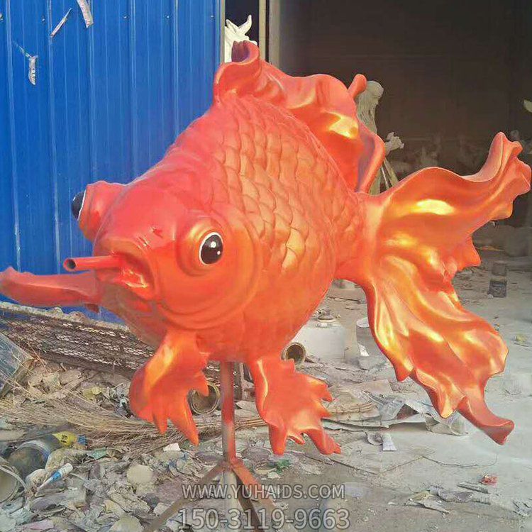 户外大型玻璃钢仿真鲤鱼摆件雕塑