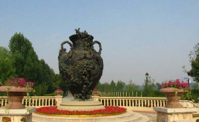 别墅花园广场摆放做旧铸铜花瓶雕塑