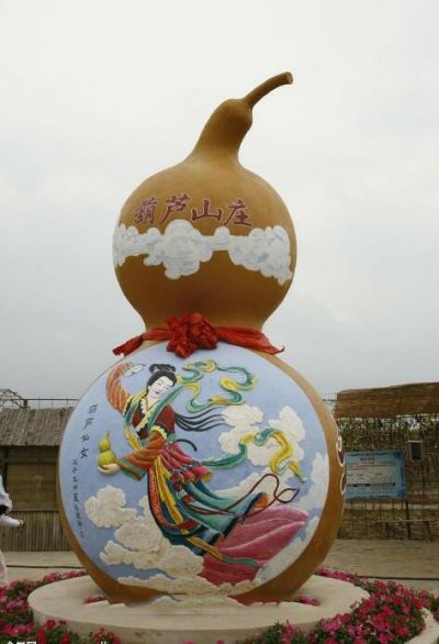 玻璃钢彩绘嫦娥葫芦雕塑