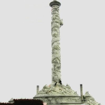 广场大型石雕盘龙文化柱雕塑