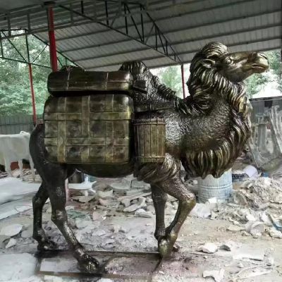 不锈钢仿铜行走的骆驼雕塑