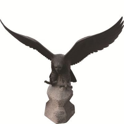 景区玻璃钢飞翔的老鹰雕塑
