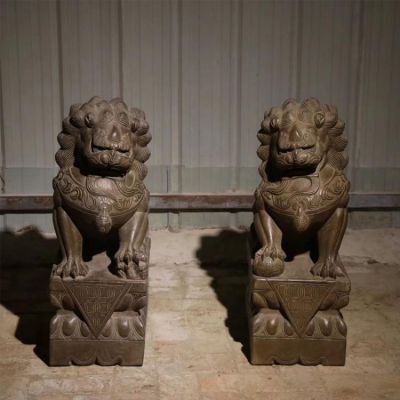 庭院门口青石石雕狮子雕塑