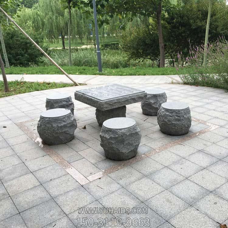公园庭院摆放石雕花岗岩桌凳雕塑